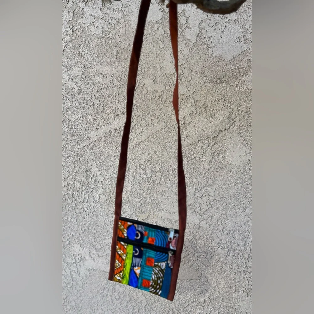 NW 💯 Cotton Patch Vlisco Fabric Crossbody Purse Sz 6”x6”